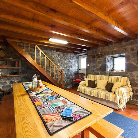 Holiday home Adega Lopes *